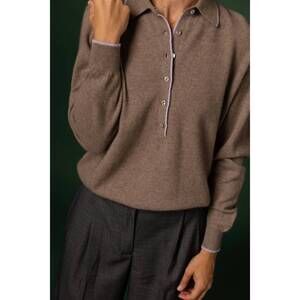 NEW STONE cashmere polo sweater in sand/lilac